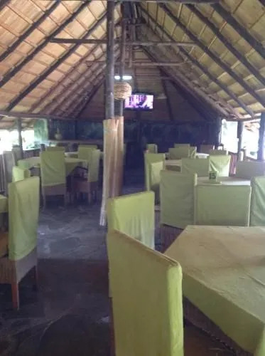 Emerald Lodge