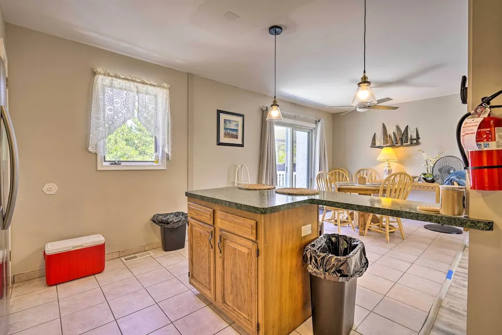 Brigantine Retreat w/ Balconies - Walk to Beach!