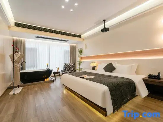 Hengshan Lingshanqi Two-Building Suite Homestay (Nanyue Great Temple Scenic Area)