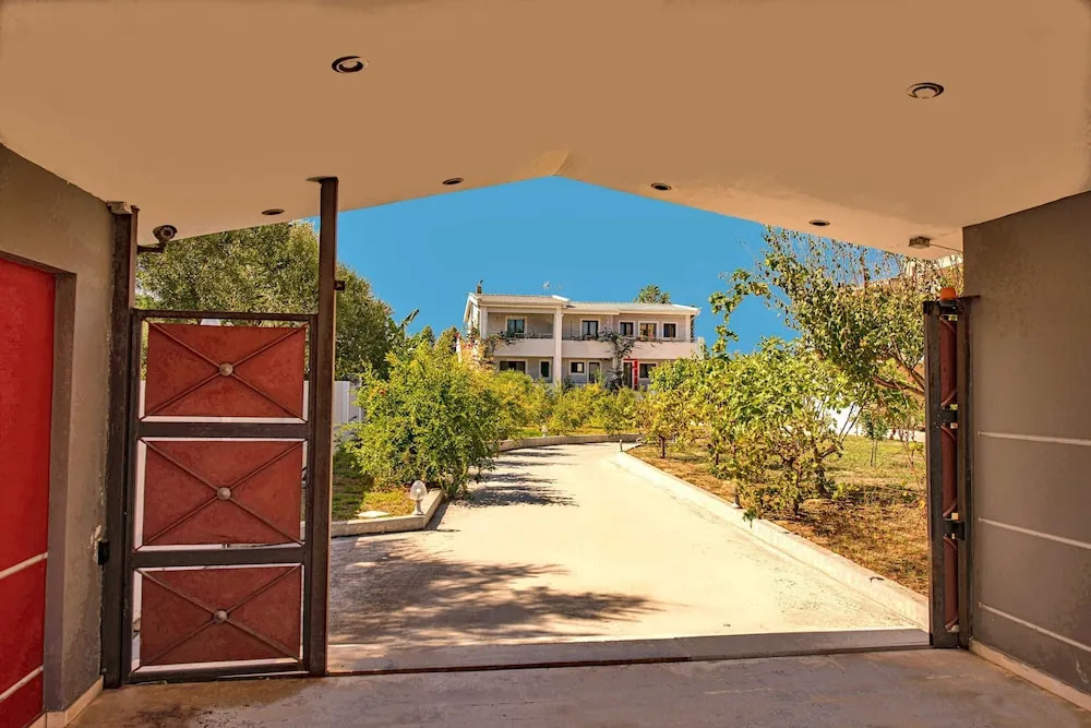 Coronis House