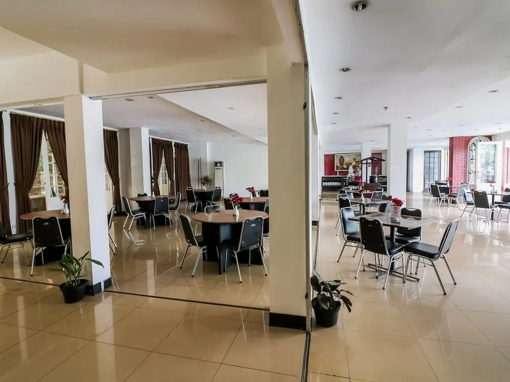 Kebunsu Bogor Villas