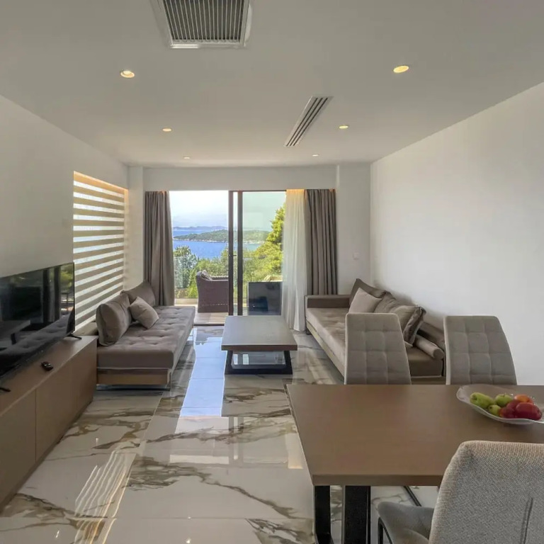Zavia Apartment 2B