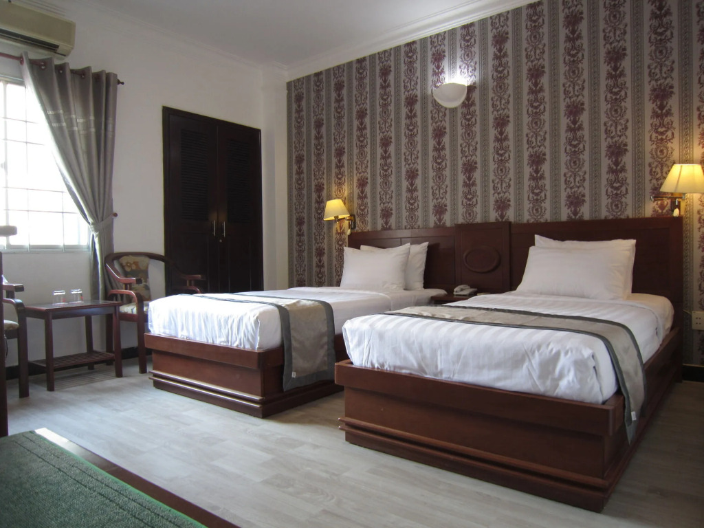 Tulips Hotel Saigon