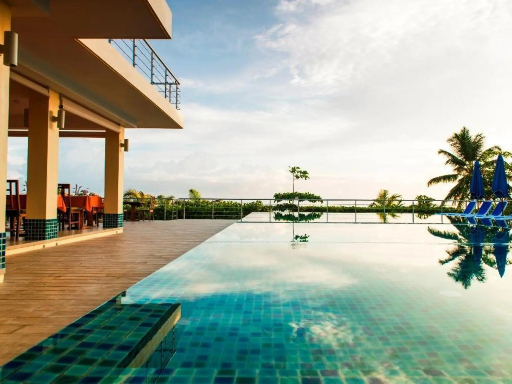 Acajou Beach Resort
