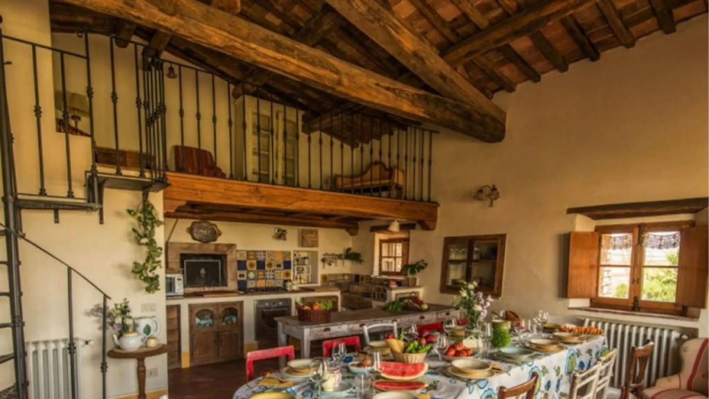 Beautiful Luxury Independent Villa With 13 Sleeps -prugnolo