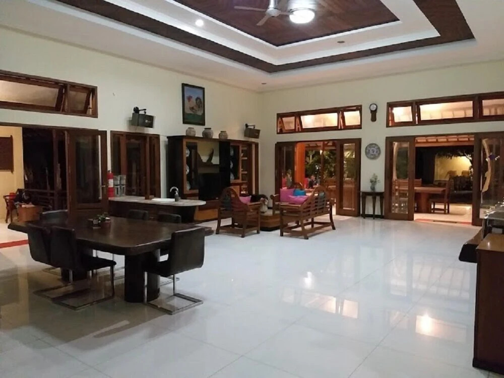 Hotel & Villa Bukit Indah Saumlaki by LeGreen