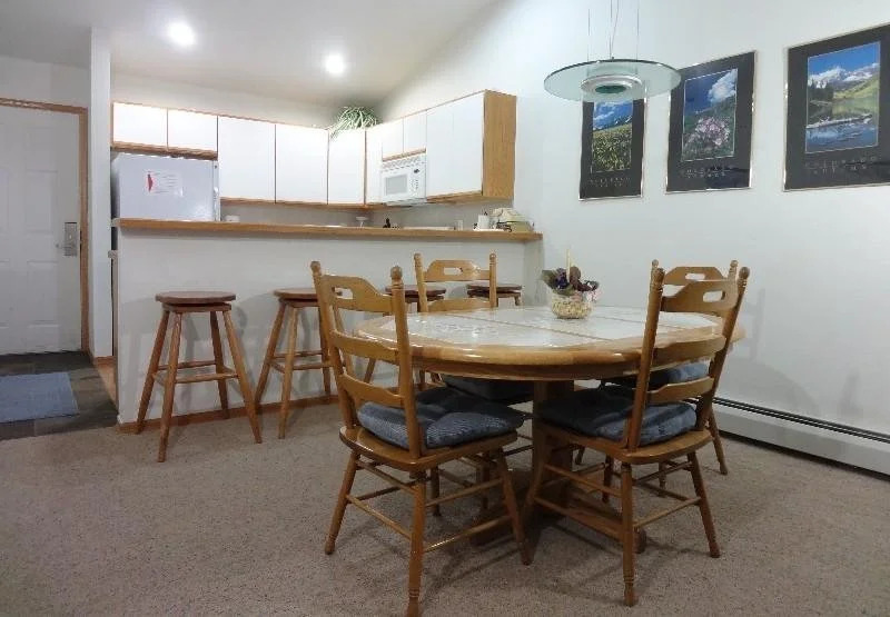 Cinnamon Ridge Condominiums