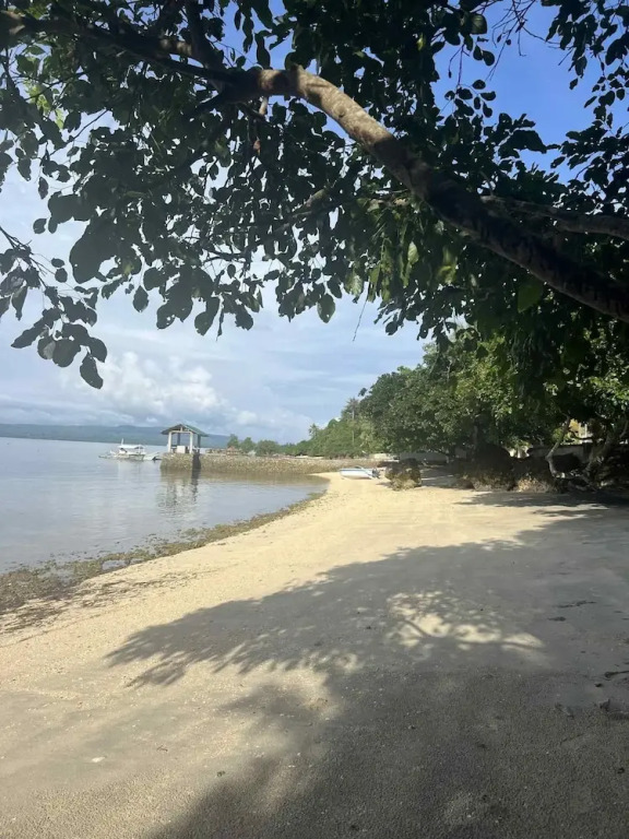 Reef Waters Resort
