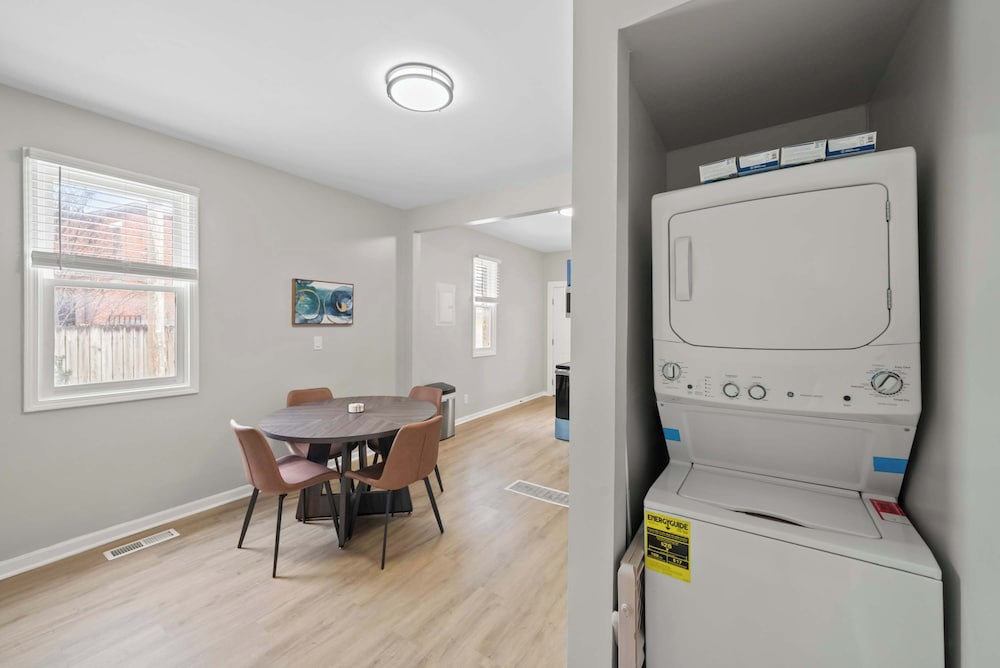 North Pearl Residencies 876