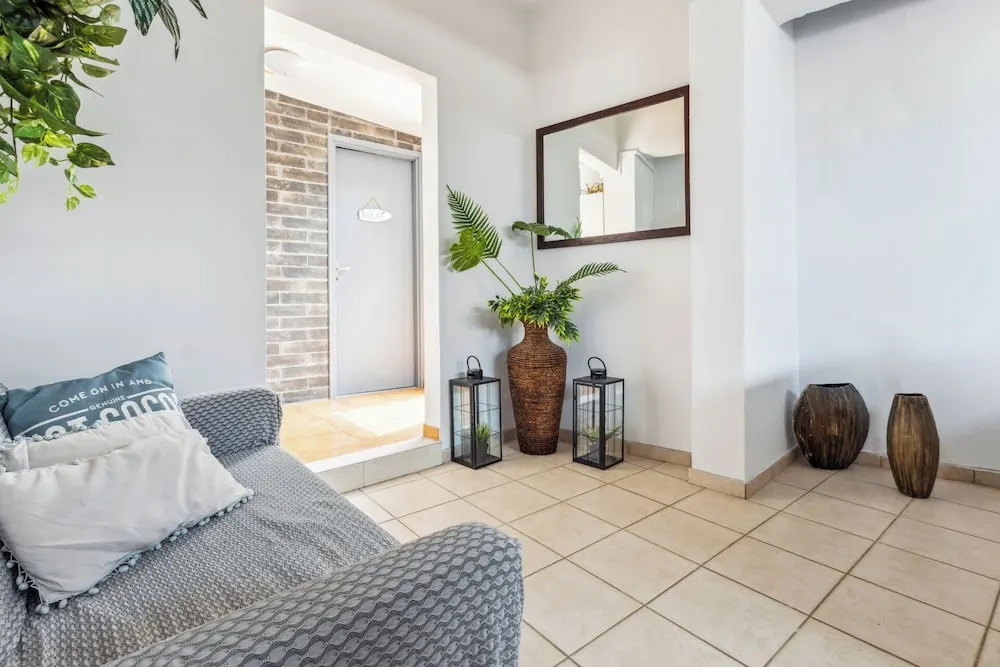 GGK Apartments