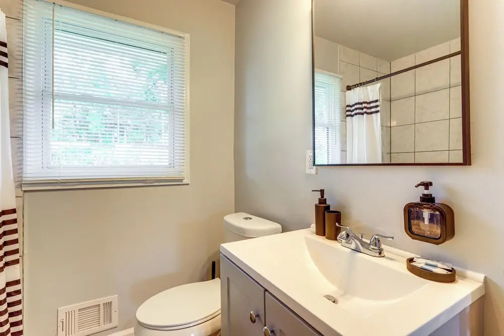 5 Mi to Dtwn Atl: Modern Duplex Home!