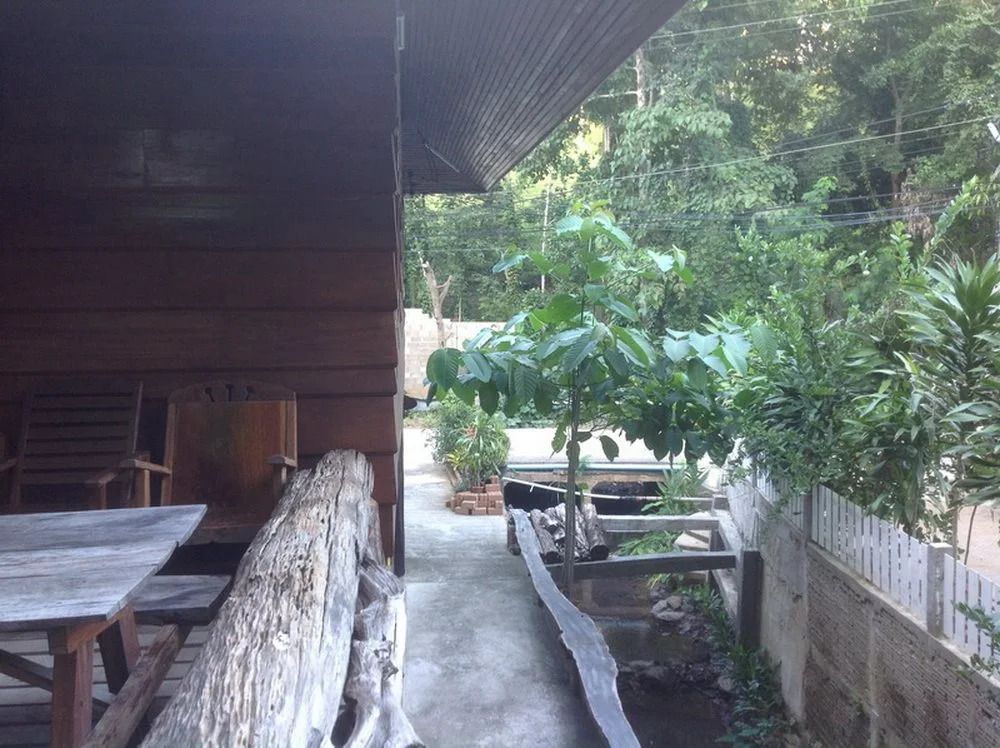 Bann Thong Pan Chang Hotel