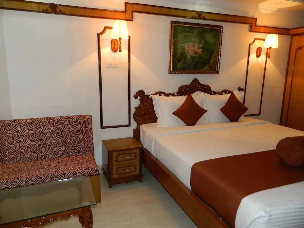 Hotel Thames International