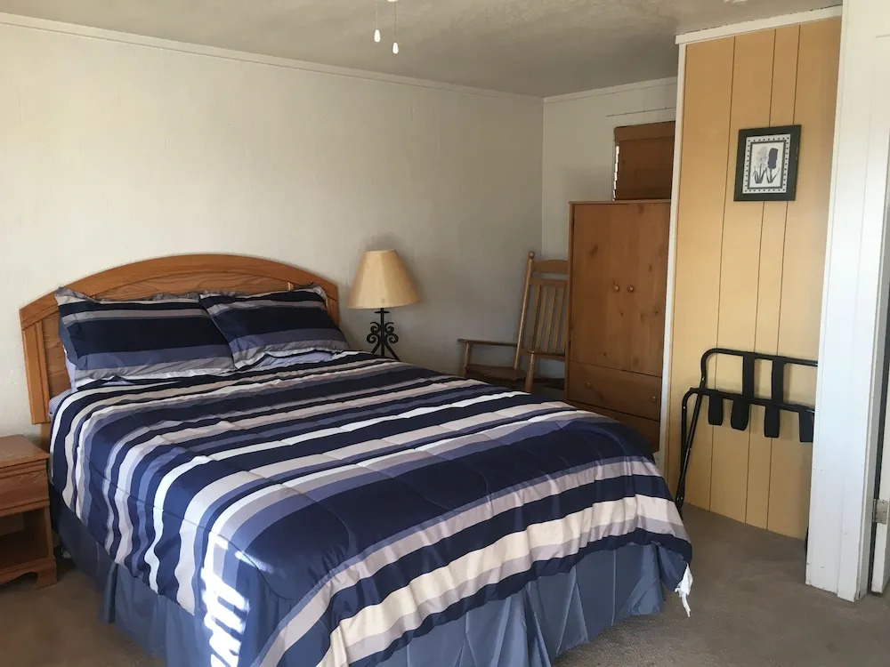 Tyee Restaurant and Motel