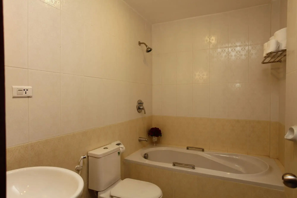 Lao Golden Hotel