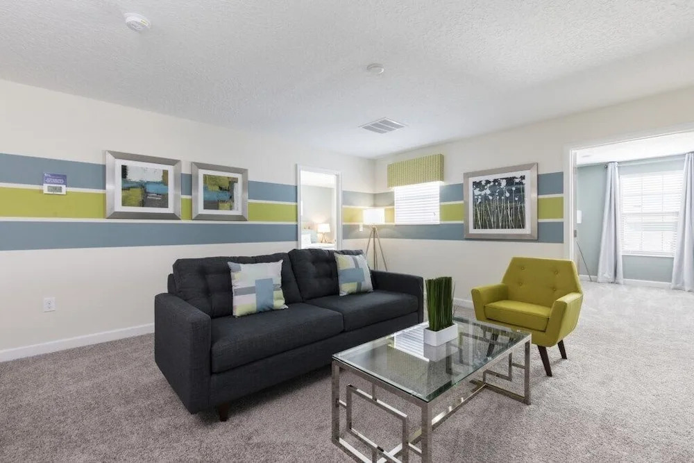 Champions Gate 1694 - Eight Bedroom Pool Home