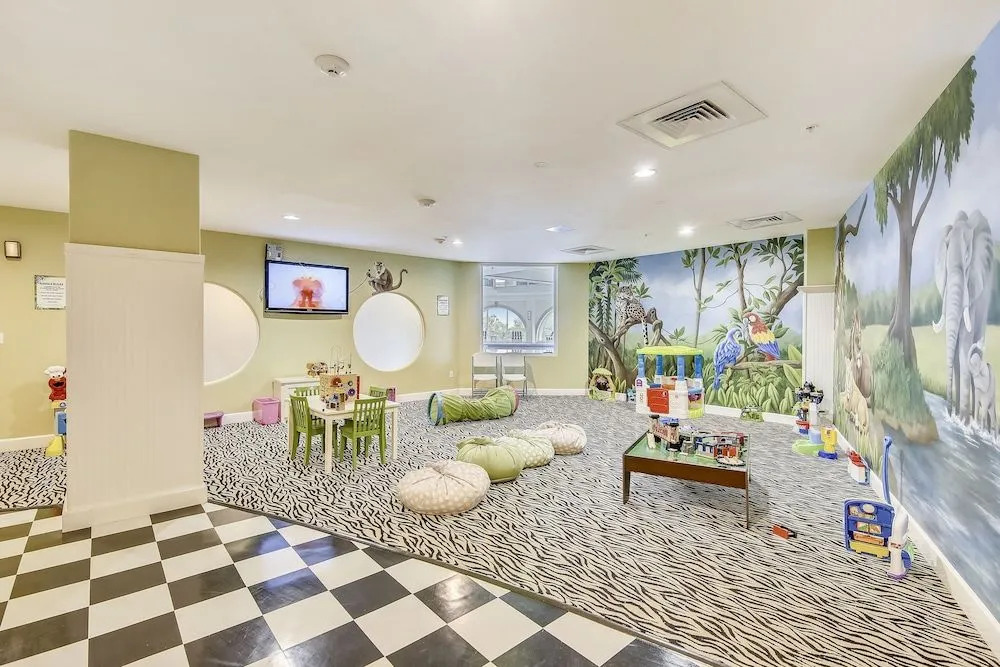 Queen of Diamonds by Ryson Vacation Rentals