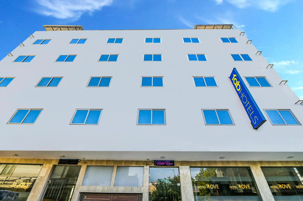 FabHotel Salt