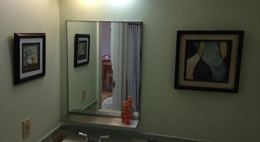 CoHo: Conway Hostel