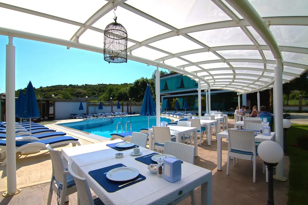 Violet Park Hotel