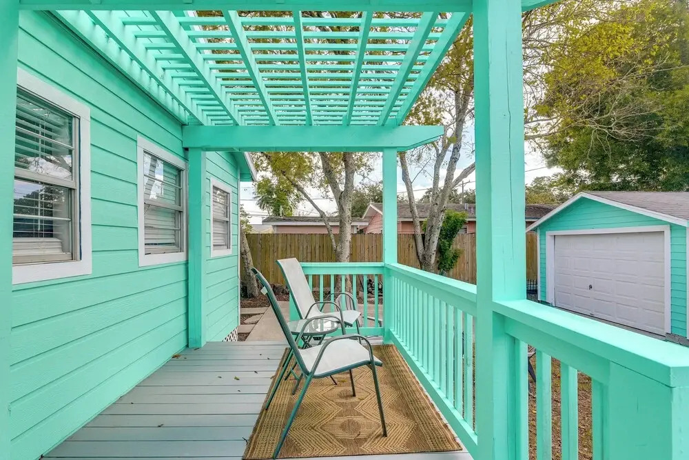 Galveston Vacation Rental: Deck & Central Location