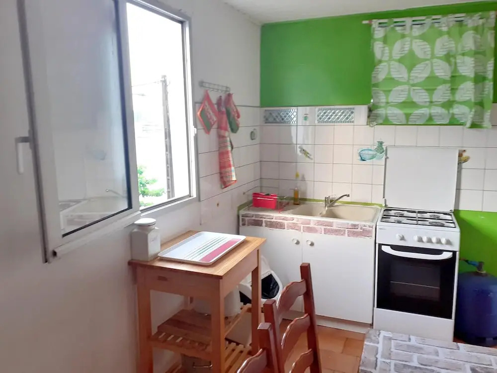 House With 3 Bedrooms in Deshaies, With Wonderful sea View, Terrace an