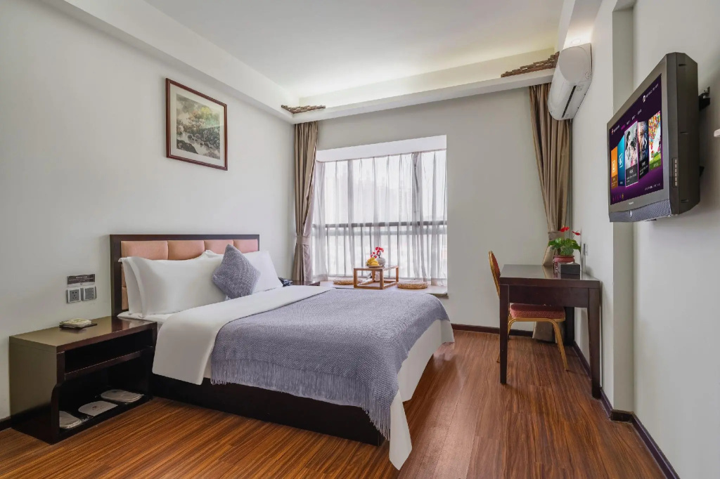 Oriental Hotel
