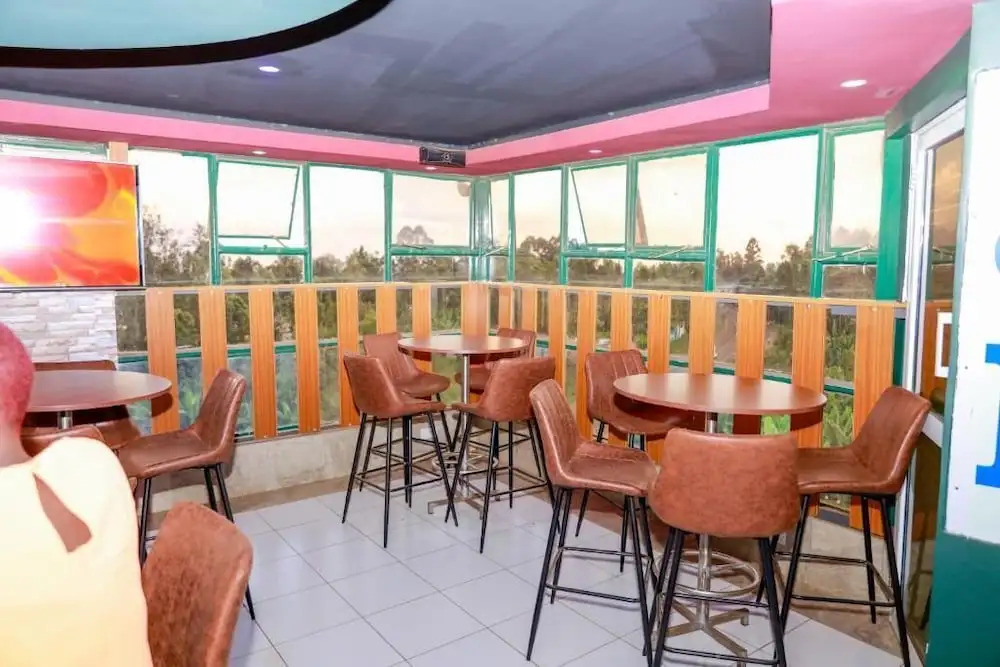 TRIPLINQ HOTEL & RESORT Nkubu- Meru