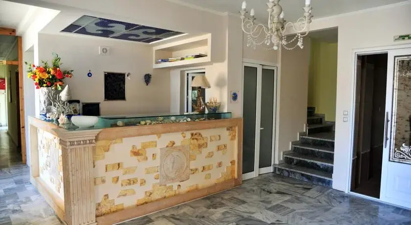 Leon Hotel