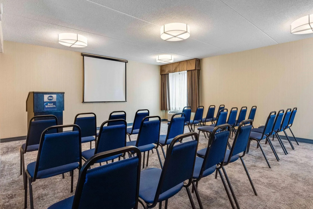 Best Western Chicago - Downers Grove