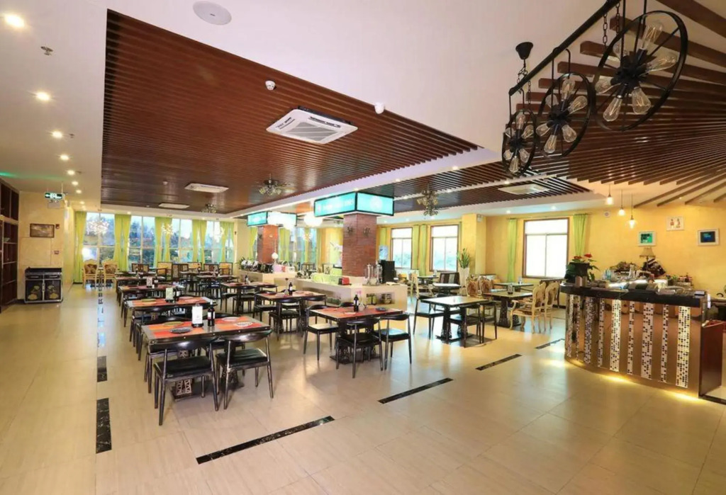 ELONG DELUXE (Shenzhen  Songgang Amber Market)