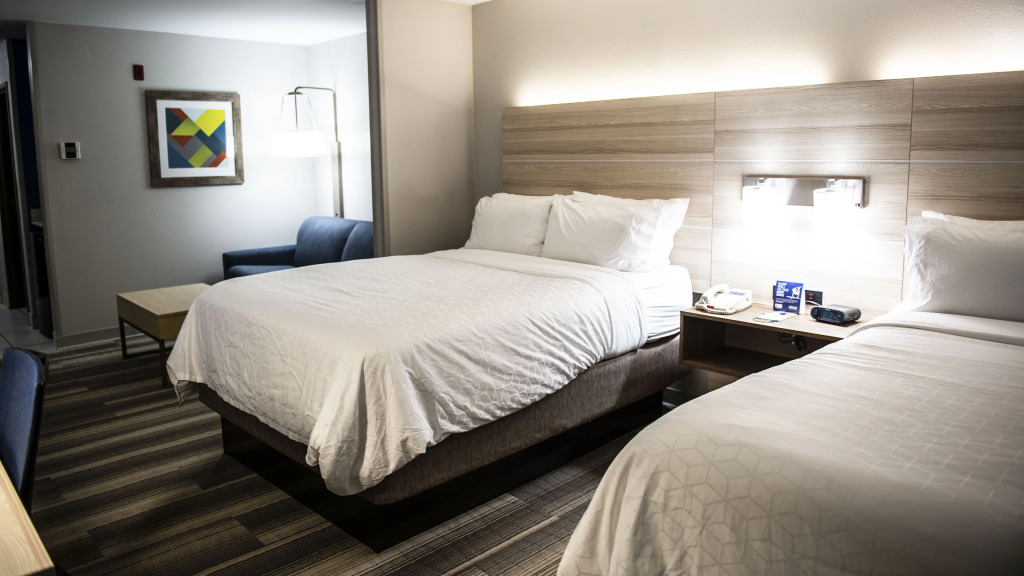 Holiday Inn Express Hotel & Suites Sedalia by IHG