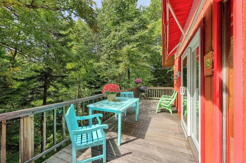 Snowshoe Cabin W/ Resort Perks - Ski, Tube & More!