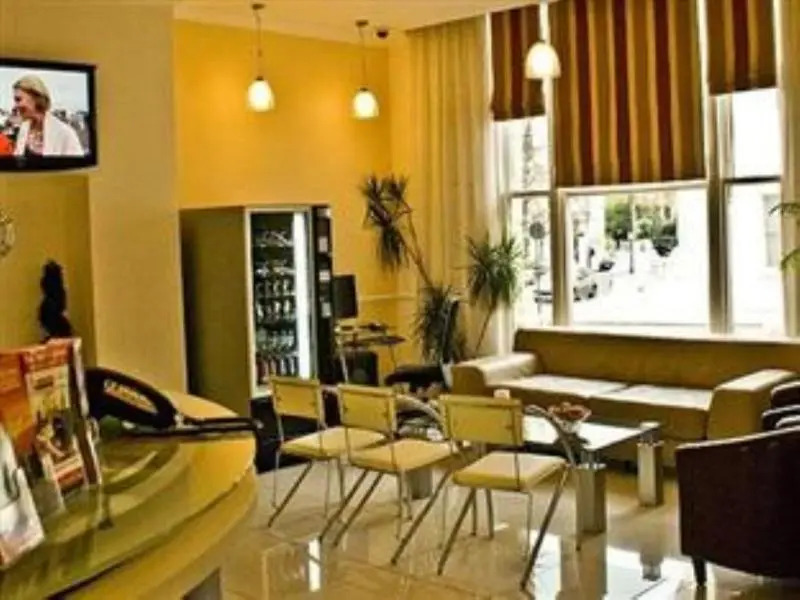 Leisure Inn Hotel