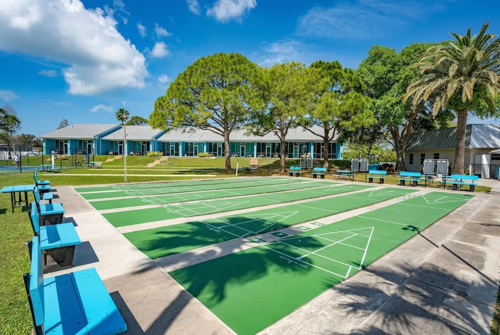 Blue Moon Inn