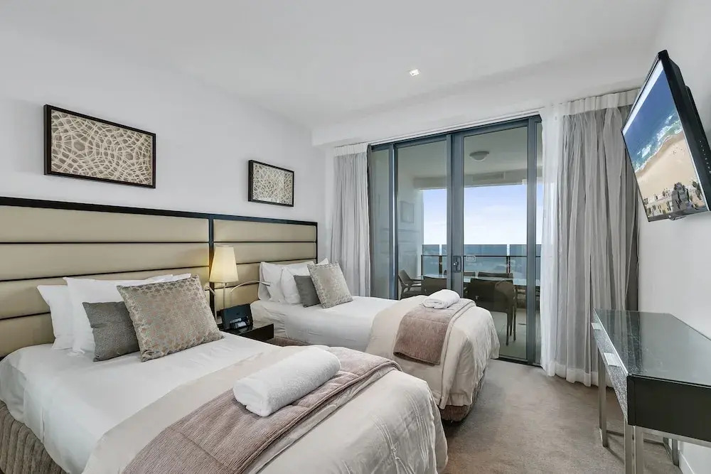 Soul Beachfront Apartments - HR Surfers Paradise