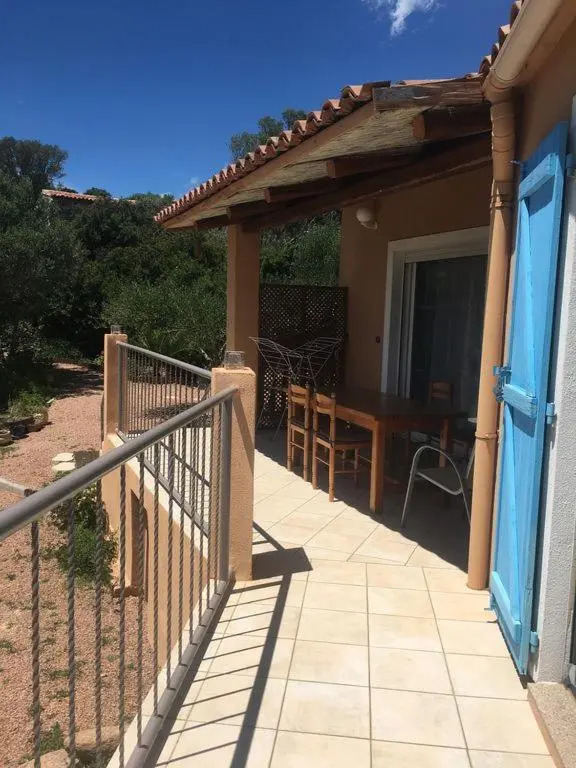 VILLA LARGIA porto vecchio - A 5 MIN DES PLAGES DE PALOMBAGGIA - CALME- CLIMATISATION