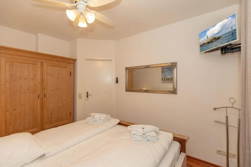 Haus-Meeresblick-Wohnung-4-09-99