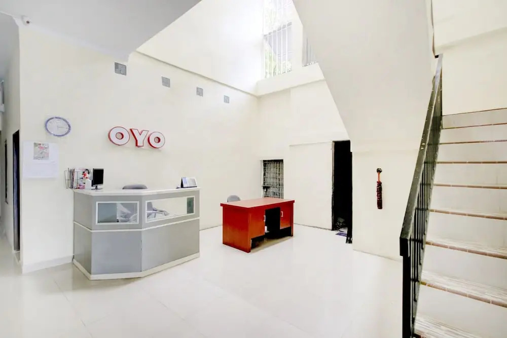 252 Royal Homestay By OYO