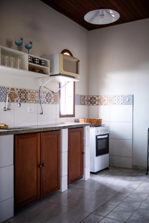 Casa com piscina próximo a Praia Grande e Tenório em Ubatuba