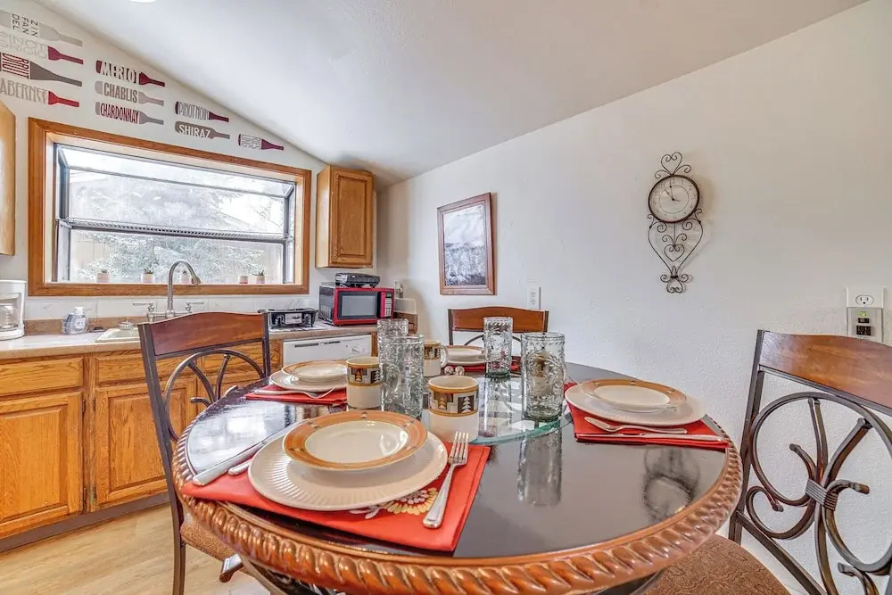 Cozy Anchorage Vacation Rental Near Hospitals!