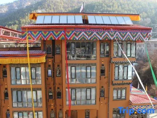 Ludrong Hotel