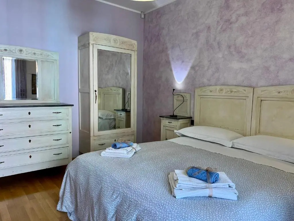 Giulia apartment and room