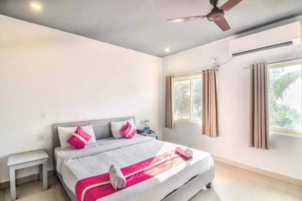 OYO 10237 Hotel Coco Heritage