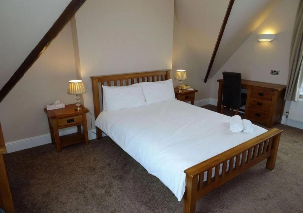 The Fernbank Hotel