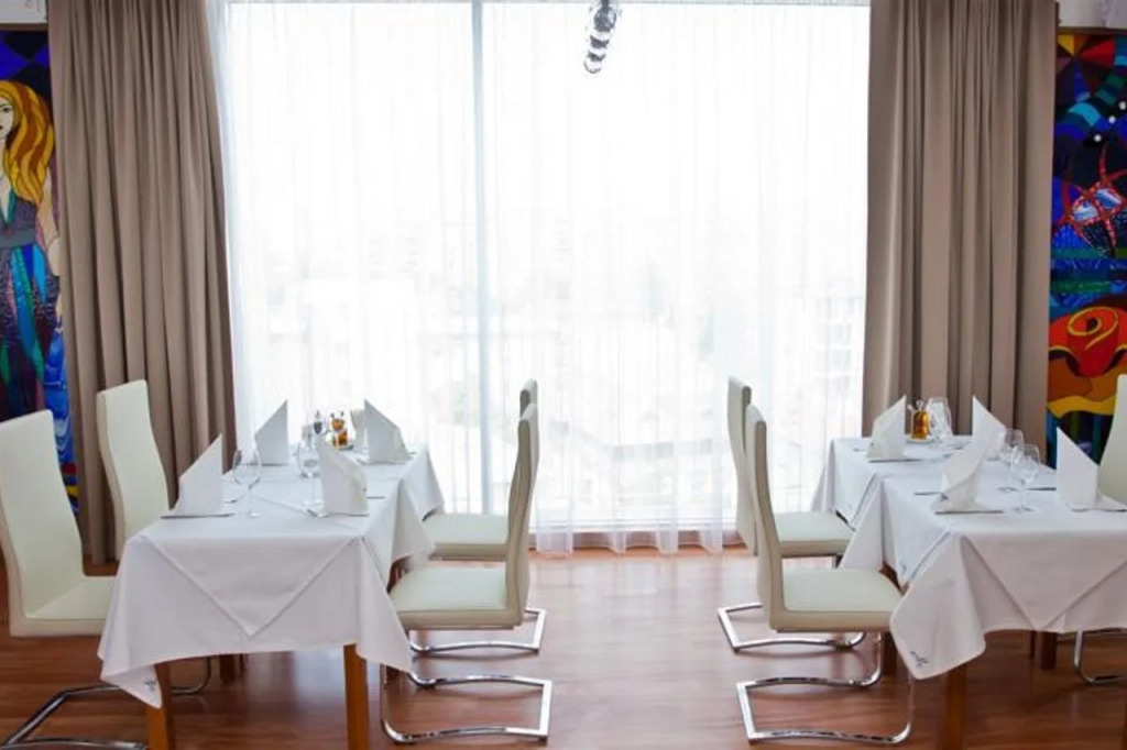 Marshal Garden Hotel
