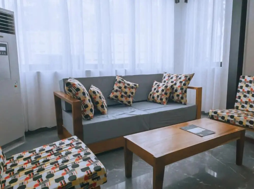 Elogia Hotel