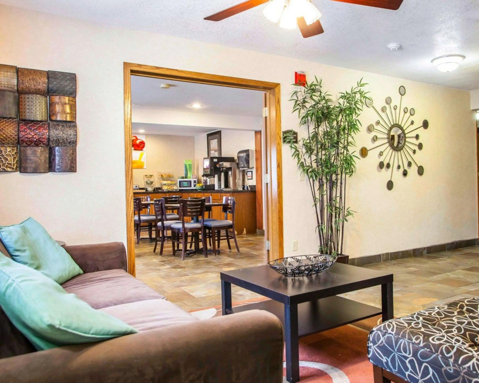 Quality Inn & Suites Ankeny-Des Moines