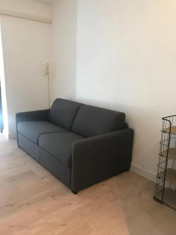 Studio 2 adultes 2 enfants Sanary sur Mer à 800m de la mer