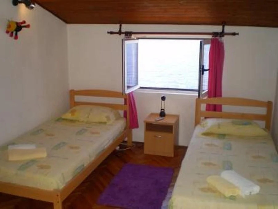Apartments & Rooms Stella